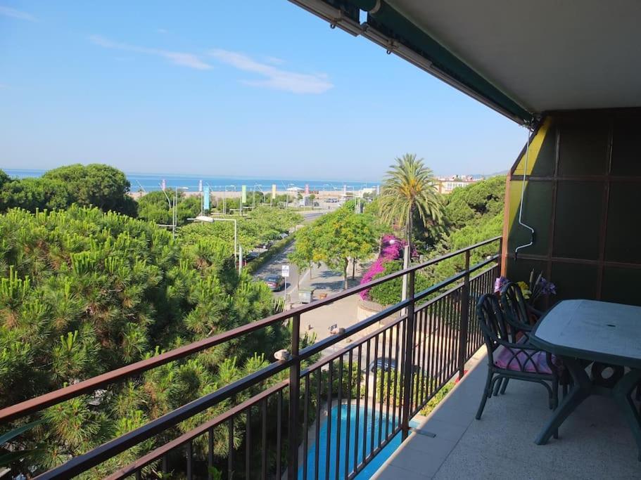 Apartment In Front Of The Castelldefels